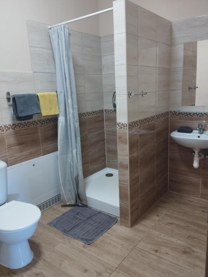 Apartmany Audy 2 Mníšek pod Brdy Bagian luar foto